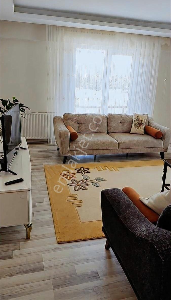 Çünürde Satılık 3+1 Daire Üniversite Karşısı