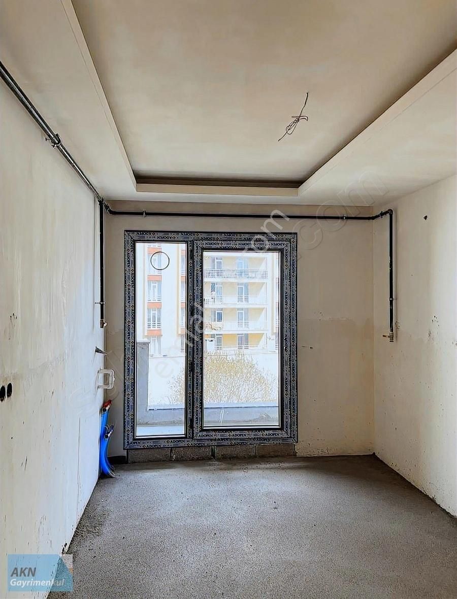 Akn Gayrimenkulden Maraş Ve Sıhke Caddesi Lokasyonlu 2+1