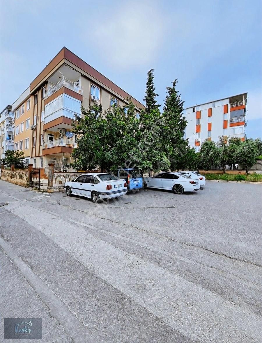 Yeşilyurtta Harika Konumda 2+1