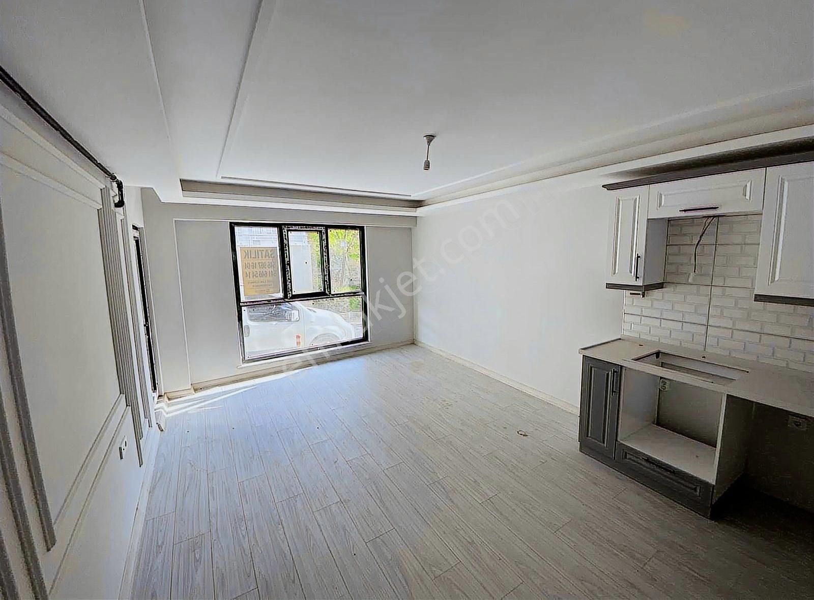 Fsm De Beyaz Konaklar Sitesinde Aile Tipi 55 M2 Net 1+1 Satılık