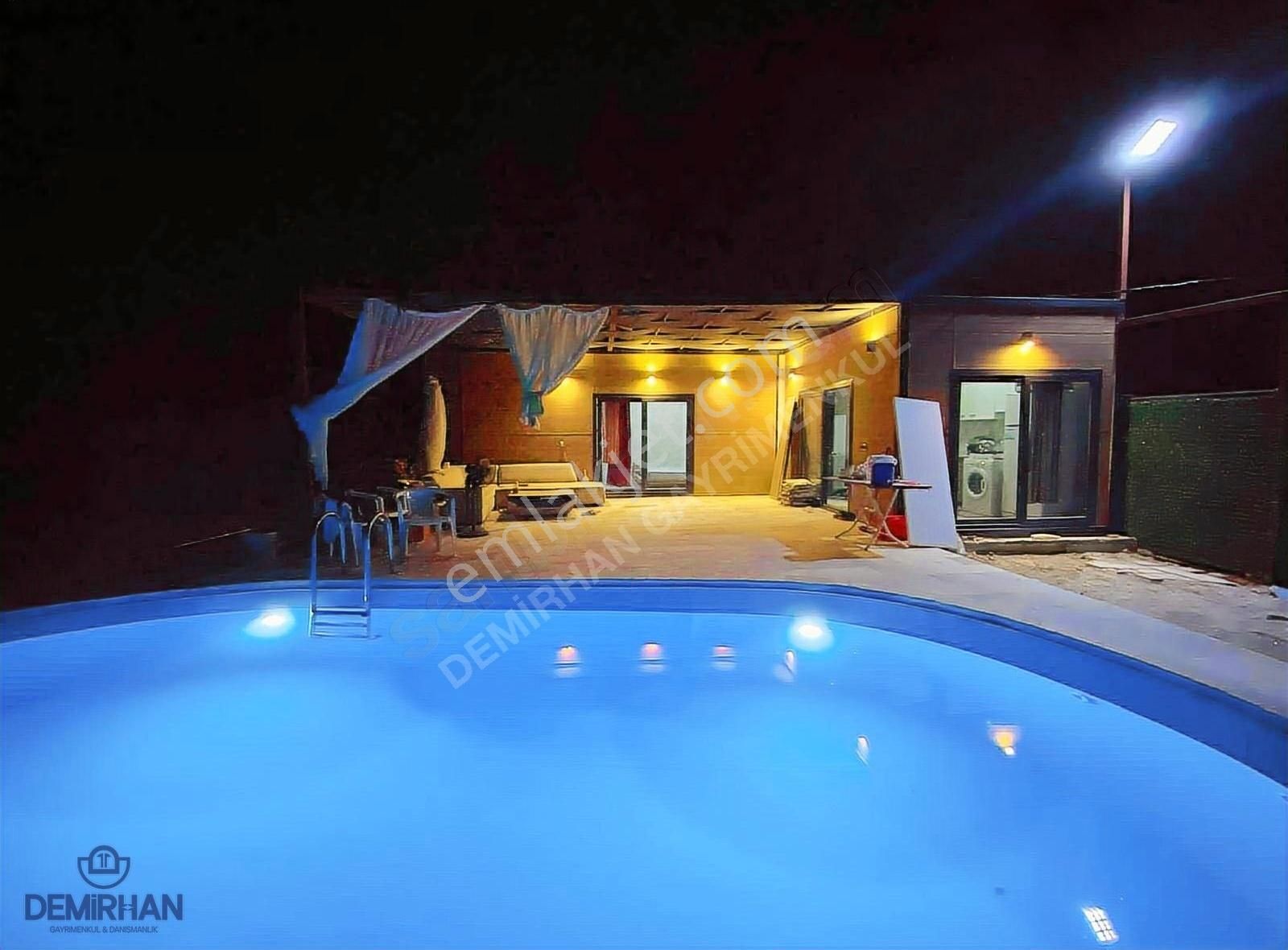 Kaş, Kalkan İkizcede Prefabrik Evi Ve Arazisi