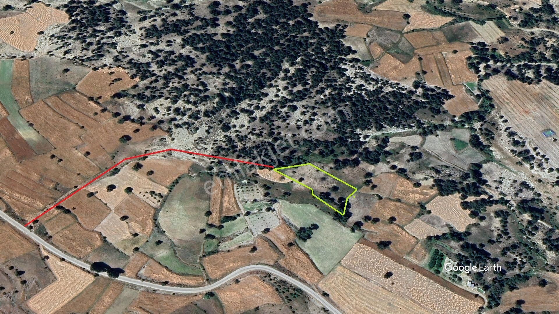 Çameli Çiğdemlide 3687 M2 Yatırımlık Tarla
