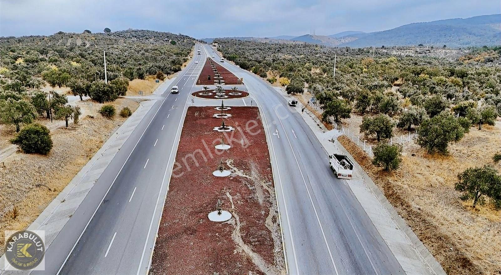 ▓karabuluttan▓havran'da Yola Cephe 652m2 Satılık Zeytinlik