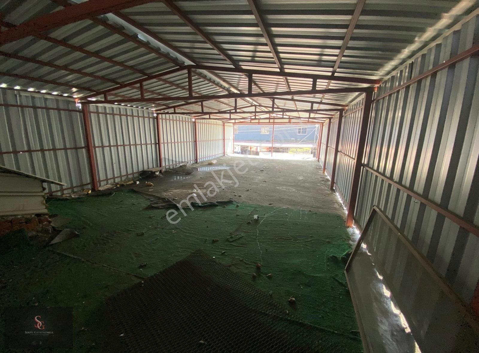 Arifiye Hanlıköy Dort Yol Sanayi'de, Yatırımlık 2 Katlı Dükkan !