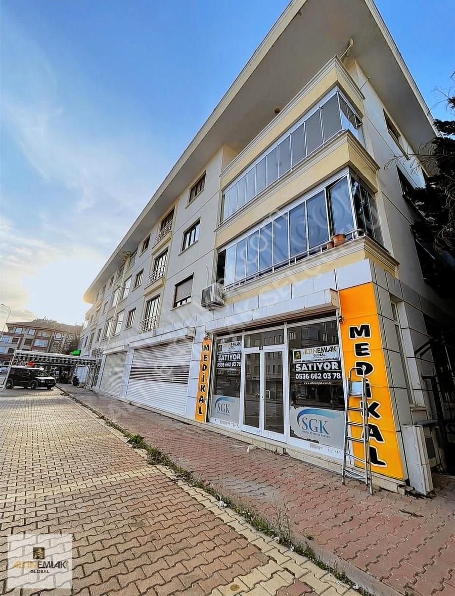 Kosova Mah. Farabi Karşısı Önü Açık Yatırımlık Satılık Dükkan