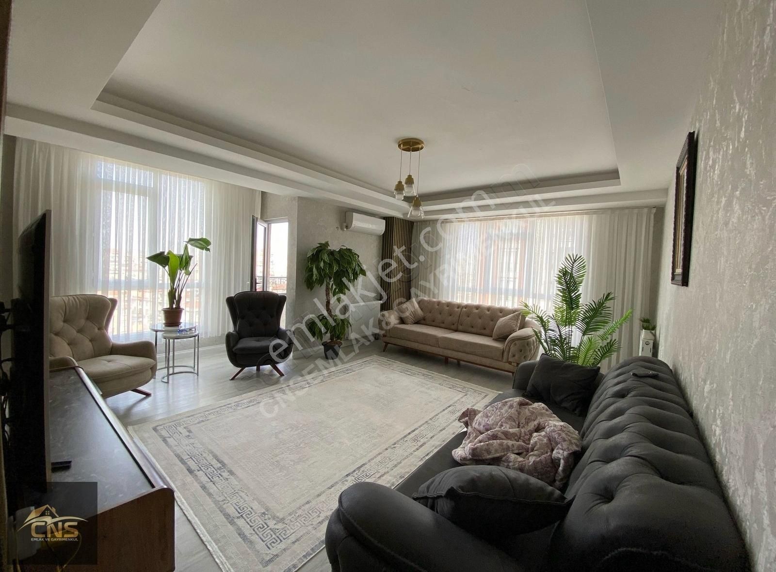 Kirazlı Metro Dibinde Sitede Satılık Net 95 M2 3+1 Daire