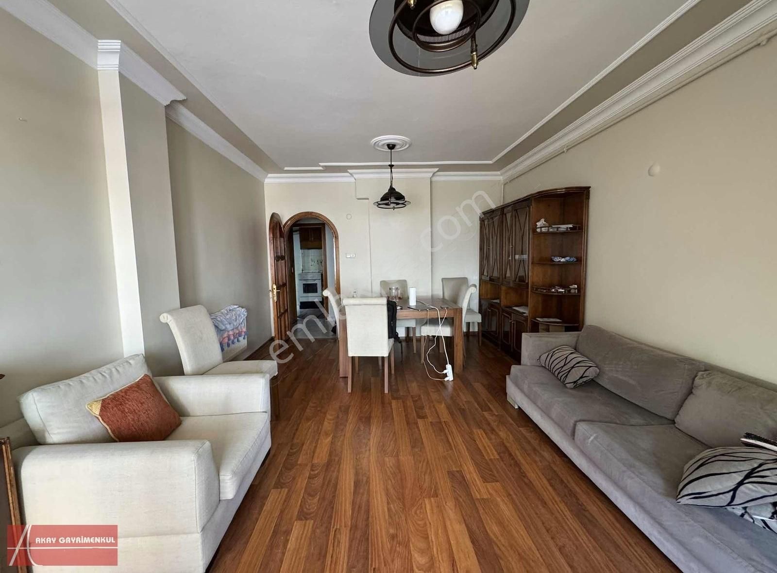 Acıbadem Cad.150m Mesafe Ful Eşyalı 2+1 85m²arakat Öncephedaire