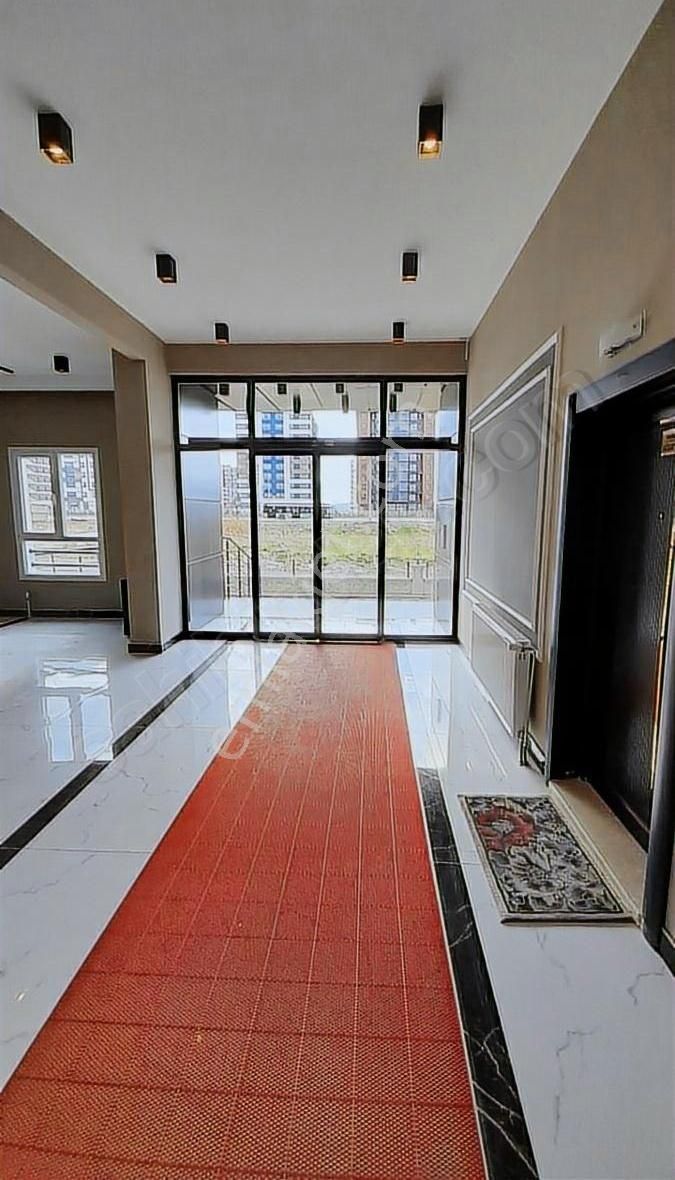 Şehir Hastanesi Karşısı Lüks Sıfır Yatırımlık Daire