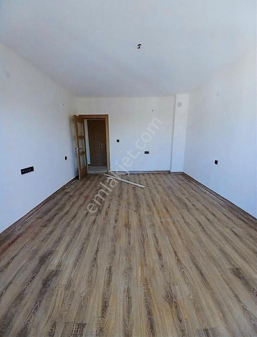 Mimarsinan Toki Kiralık Sıfır Daire