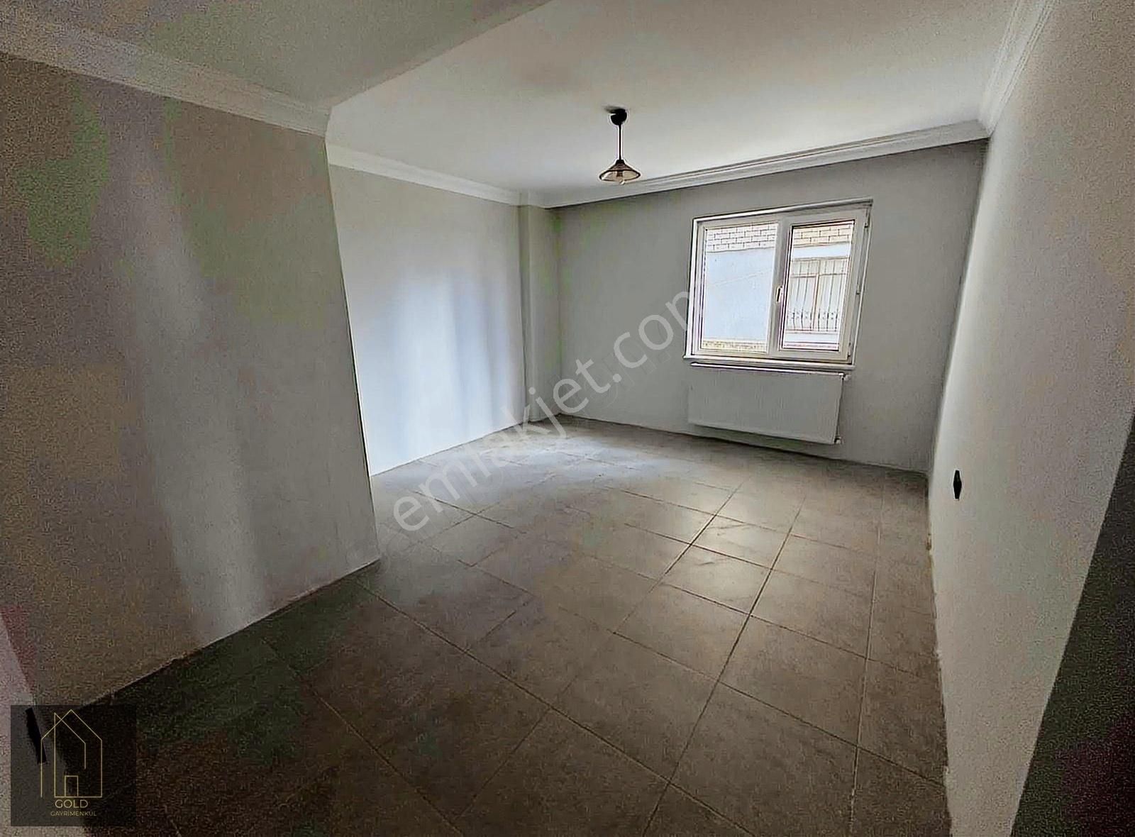 Atakum Ofis Kullanımına Uygun Ayrı Girişli Kiralık 2+1 Daire