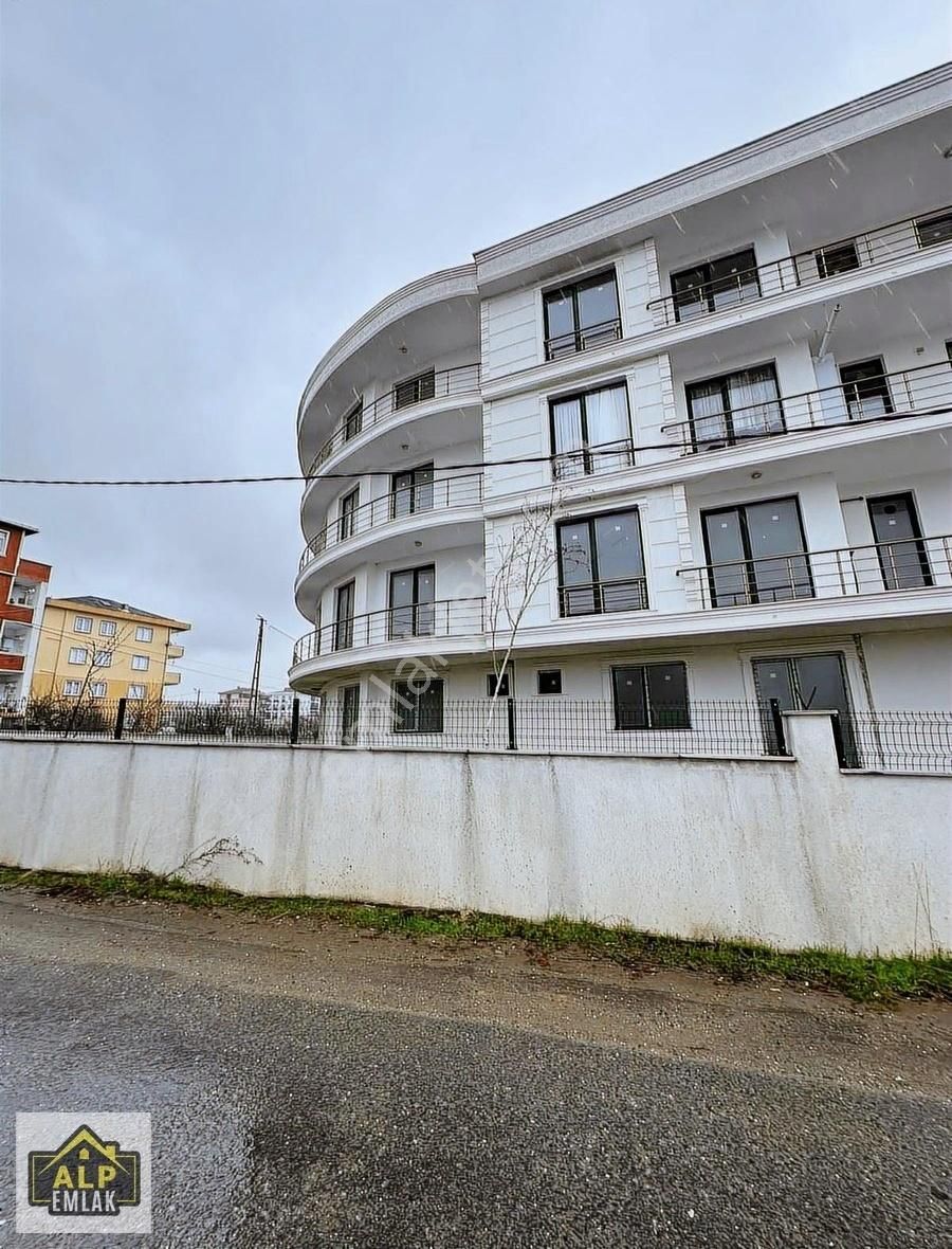 Alp Emlaktan Kumburgazdan 2+1 Güzel Daire