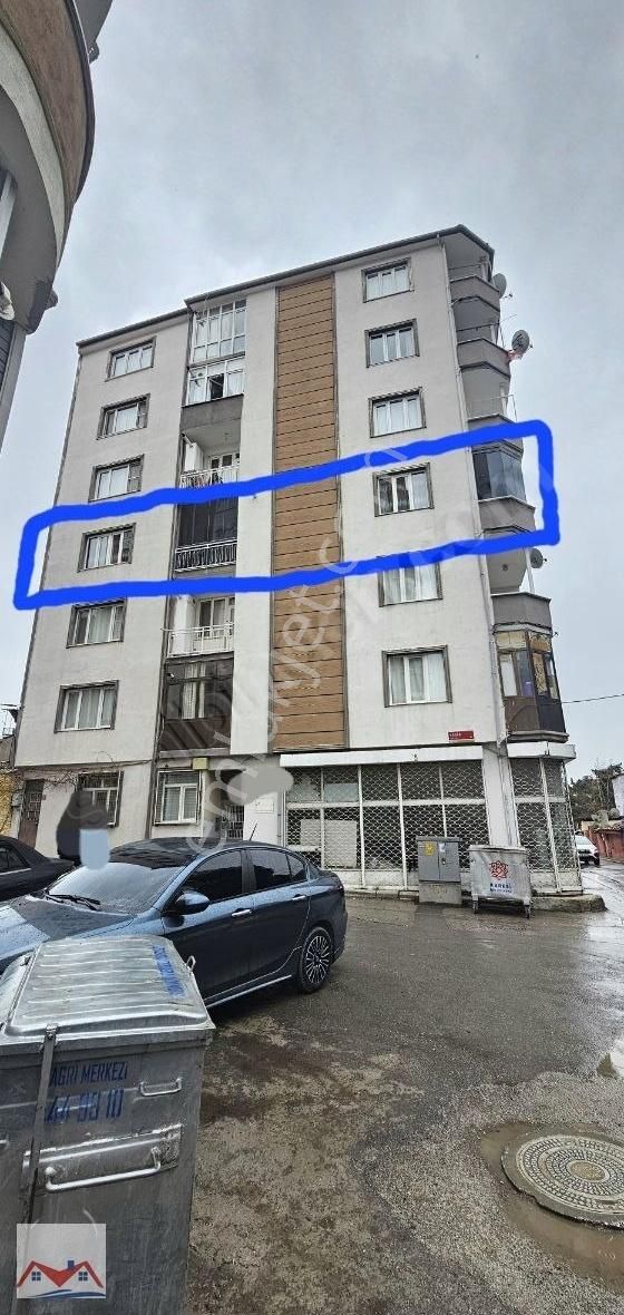 Balıkesir Çay Mah. Şehir Merkezinde Satılık 2+1 Daire