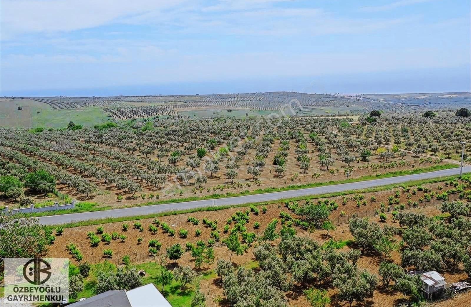 İğdebaglarini Asfalta Cephe 1350 M2 Full Deniz Manzaralı