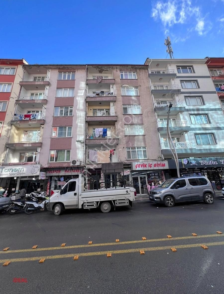 İdeal'den Afyon Ambaryolunda Güney Cephe Kiralık 2+1 Daire !!