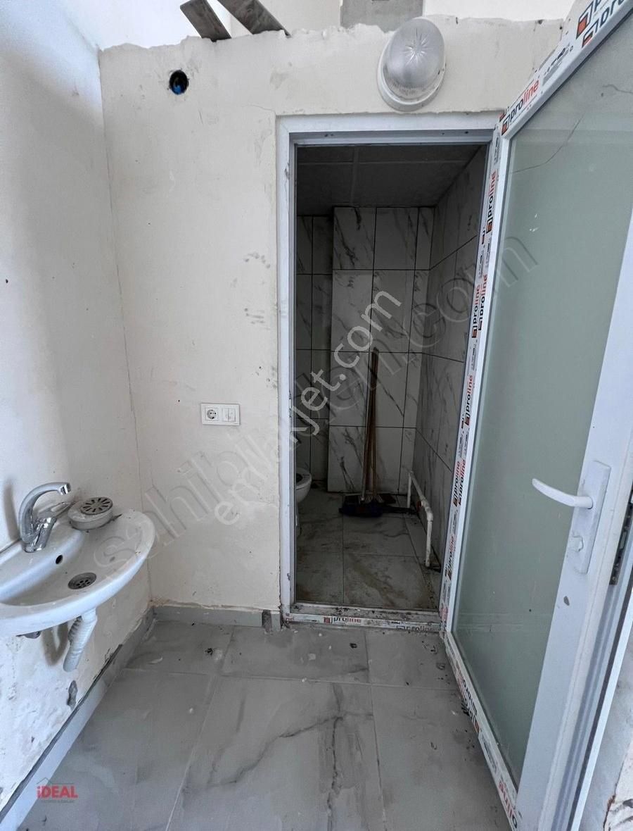 İdeal'den Afyon Akcin'de Kiralık İş Yerleri!