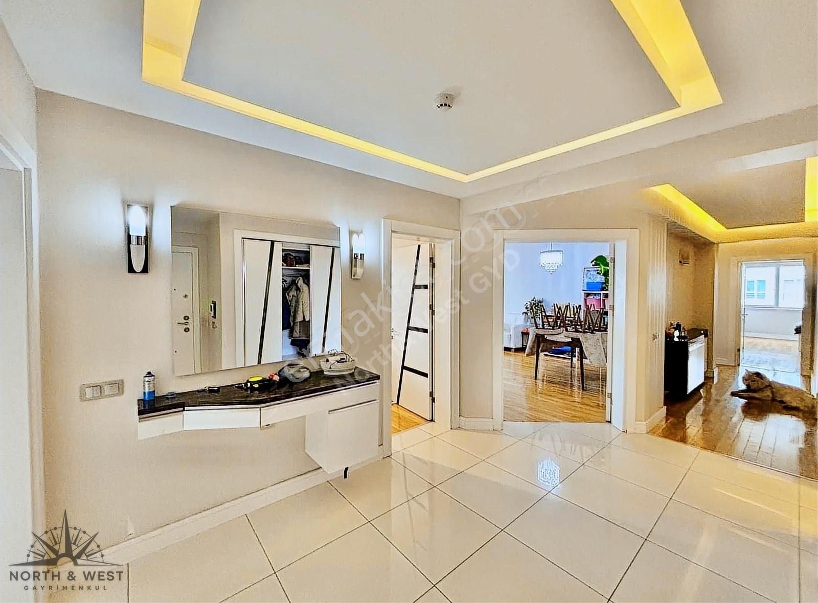 North&west'ten Yaşamkent Crystal Towers Sitesinde Satılık 4+1