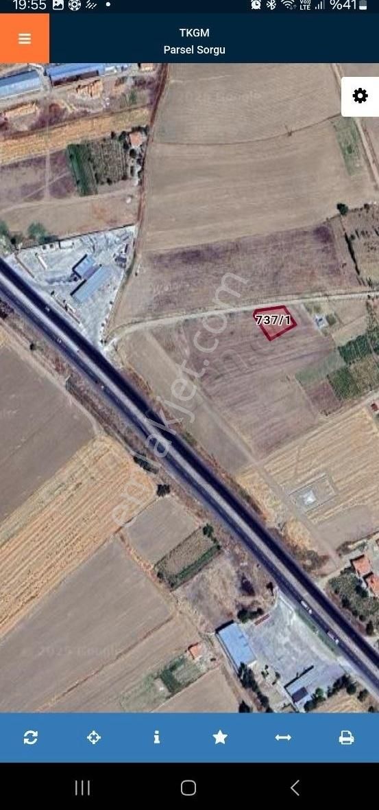 Topakaya Gülhanede Super Konum Da Yol Cephelı Arsa 700m2