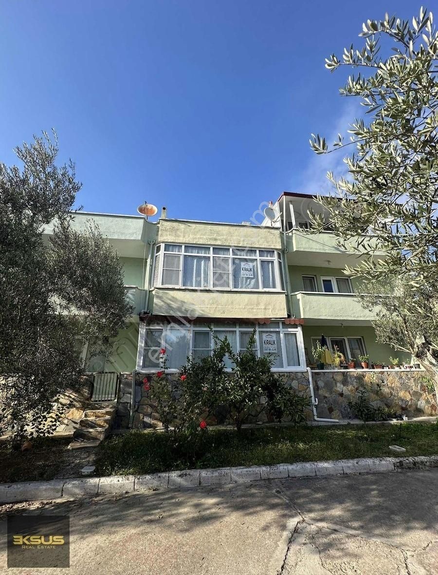 Çanakkale Küçükkuyu Mah. Kiralık 3+1 Eşyalı Tripleks Villa