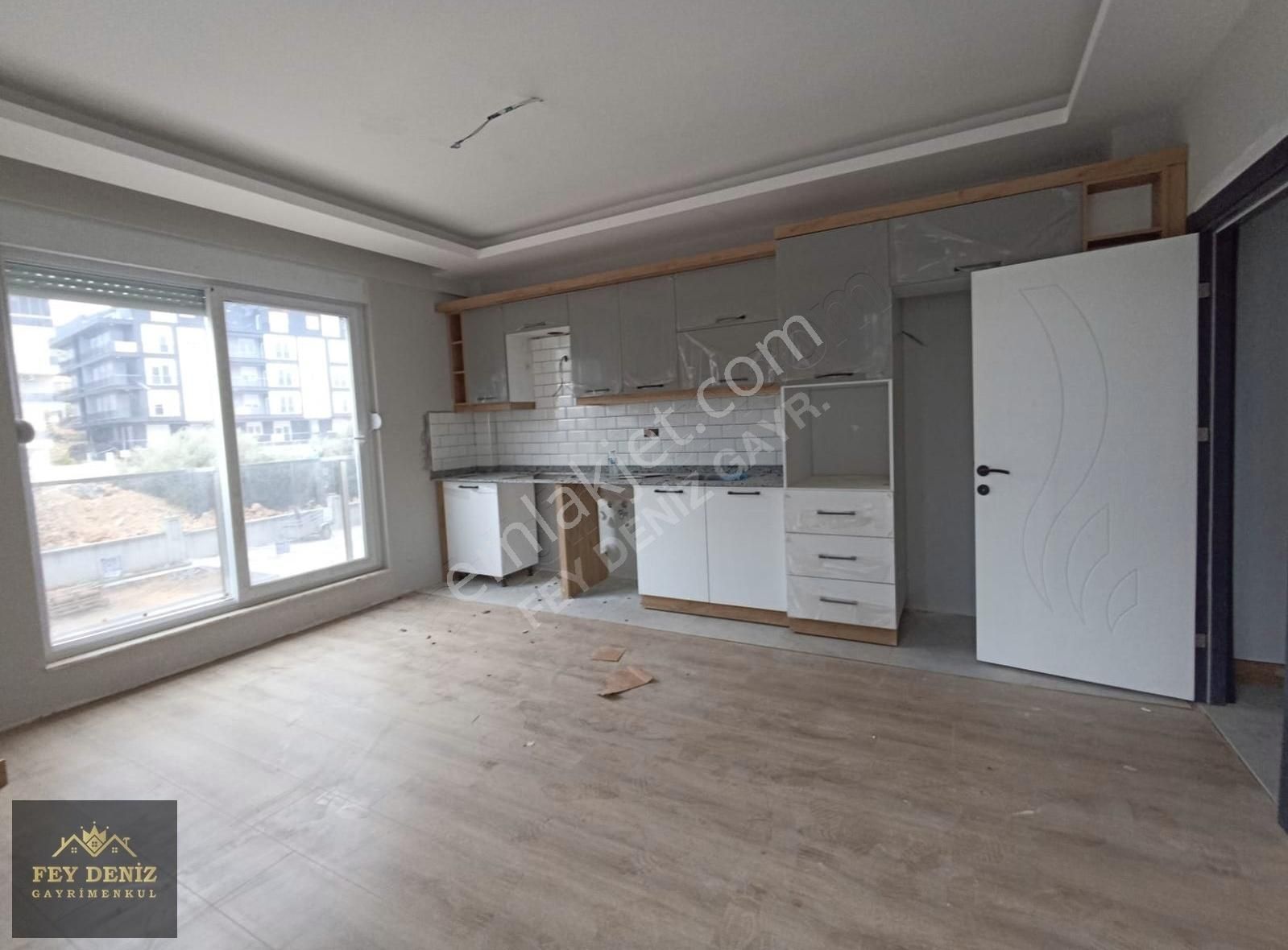 Göçerlerde Şehir Hastanesi 2 Km Havuzlu Site İçi*son*1+1 Daire