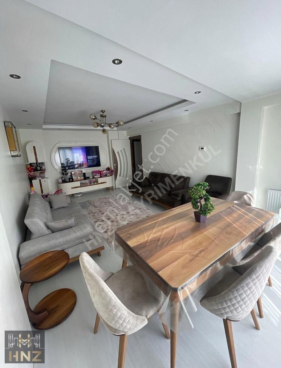 Hnz Gayrimenkülden Değirmenönünde Kullanışlı Dublex Daire