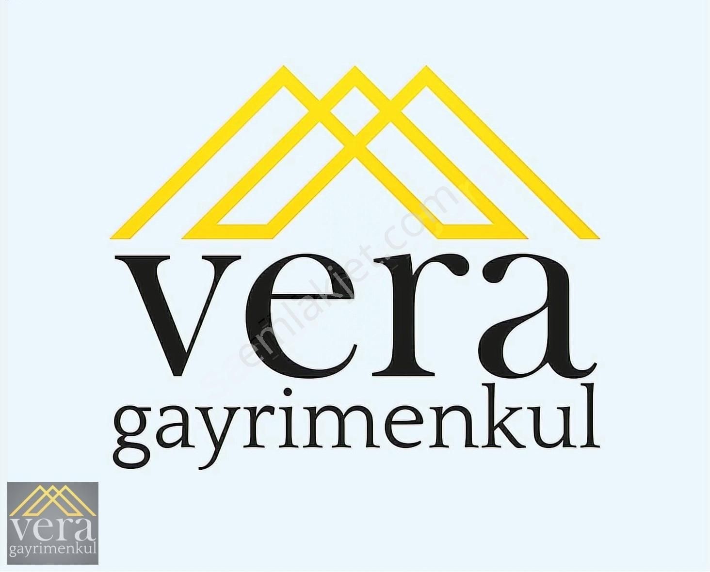 Çift Bloklu Sitede 8. Kat Full Yapılı 3+1 Satılık Daire...