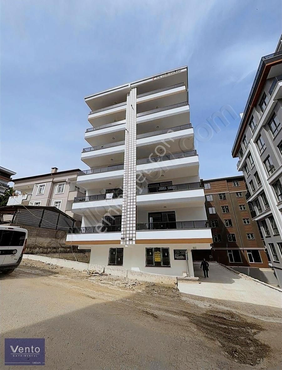 Erikliman Mahallesinde Satılık 2+1 Deniz Manzaralı Daire
