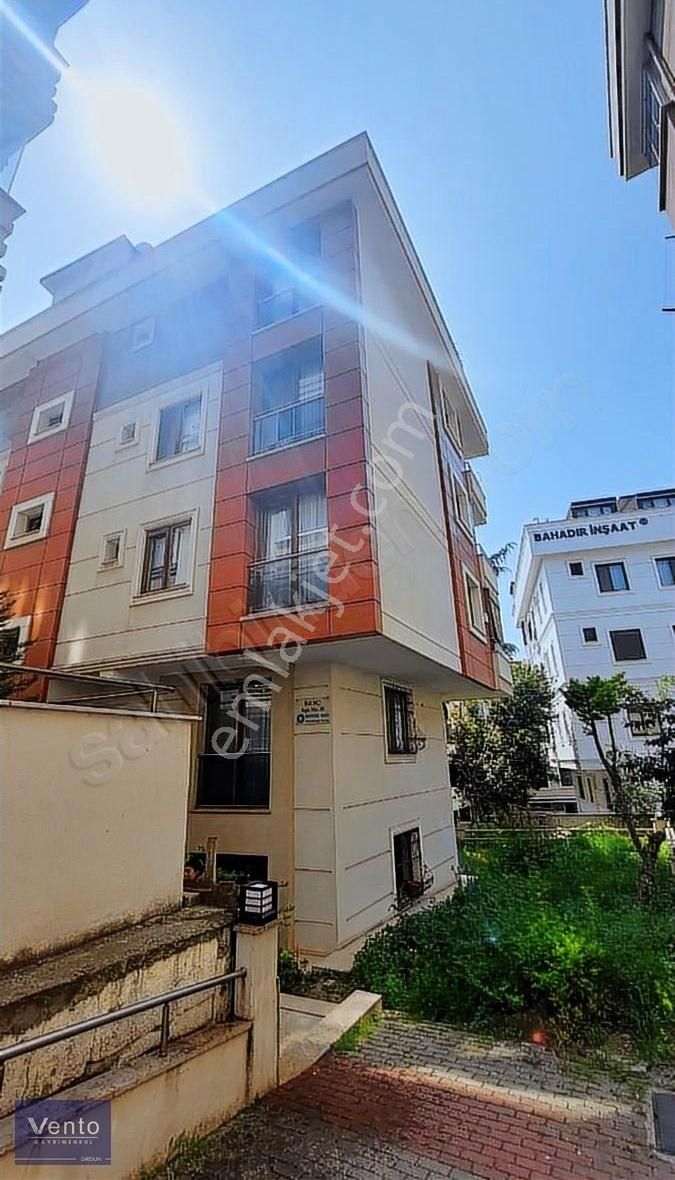 Vento Serkan Altınbaş Dan Çınar Mh De 8 Yıllık Ayrı Mutfakli 2+1