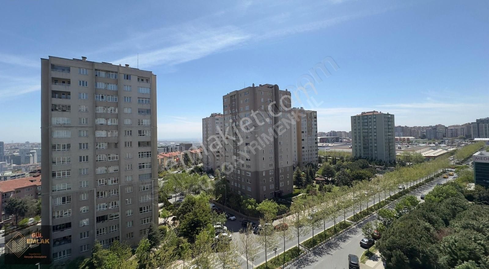 Öğretmenler Sitesi Havuzlu Güvenlikli Bahçeli 3+1 Kiralık Daire