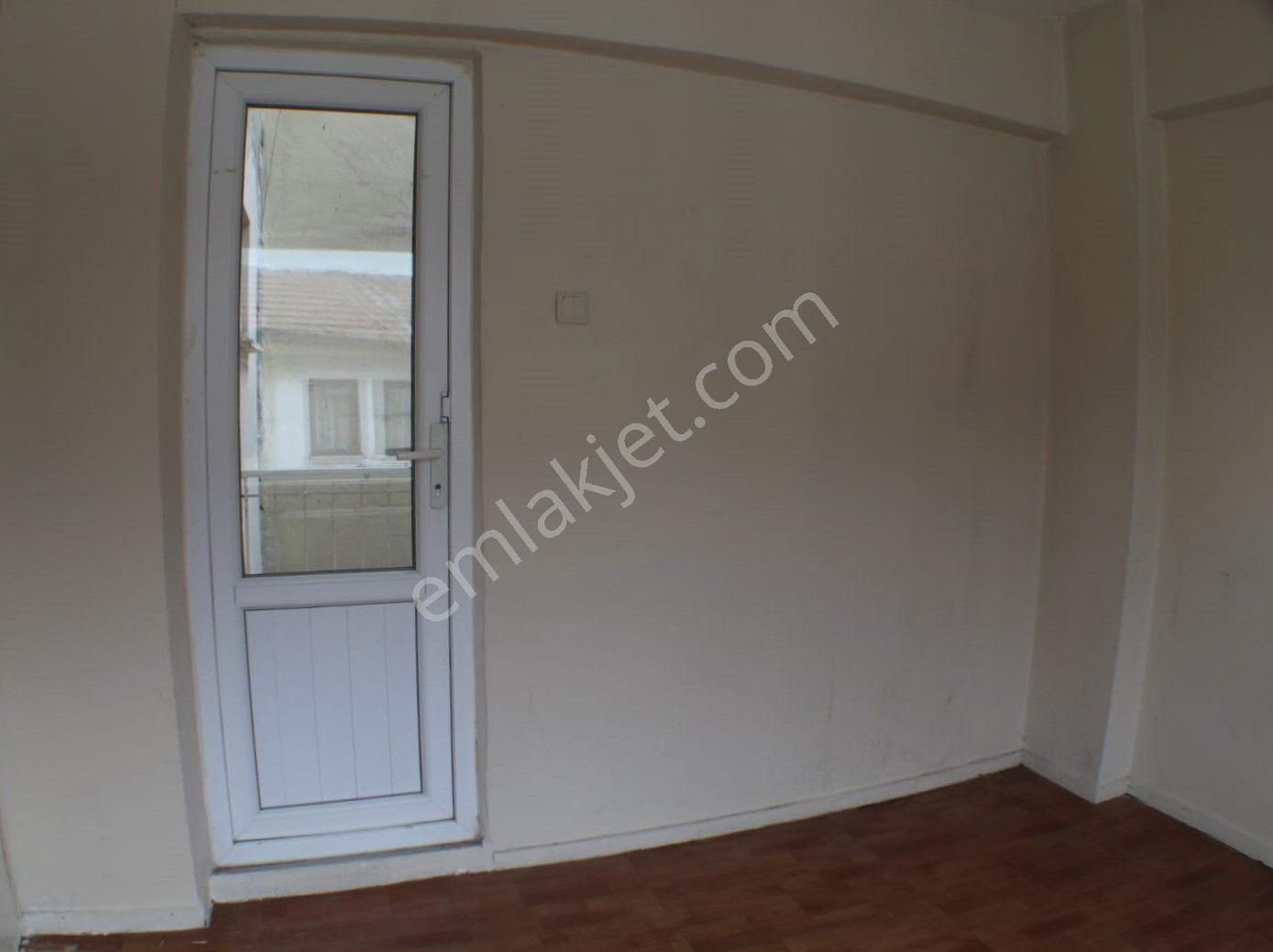 Bursa Yıldırım Namazgah Caddesi Üzerinde 2+1 4. Kat 75 M2 Daire Satılık - Görsel 6