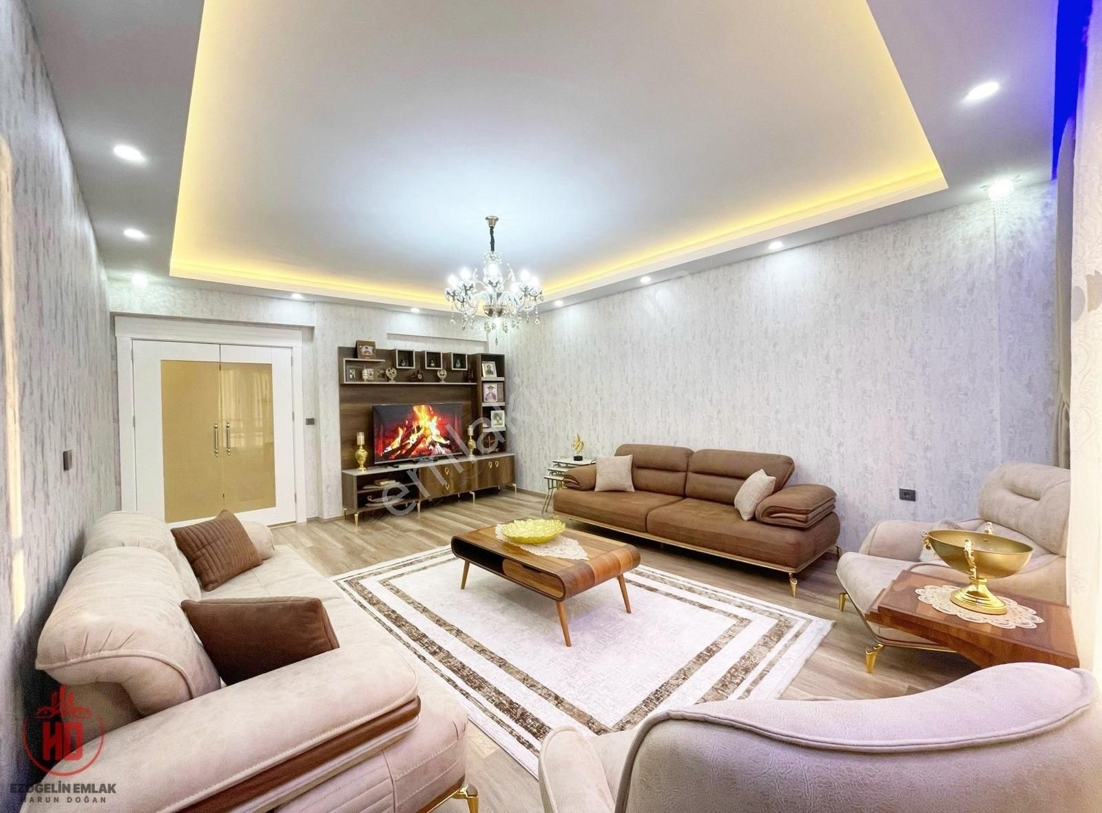 Modern Mimari, Zarif Detaylarıyla Ultra Lüx 3.5+1 Daire Fırsatı
