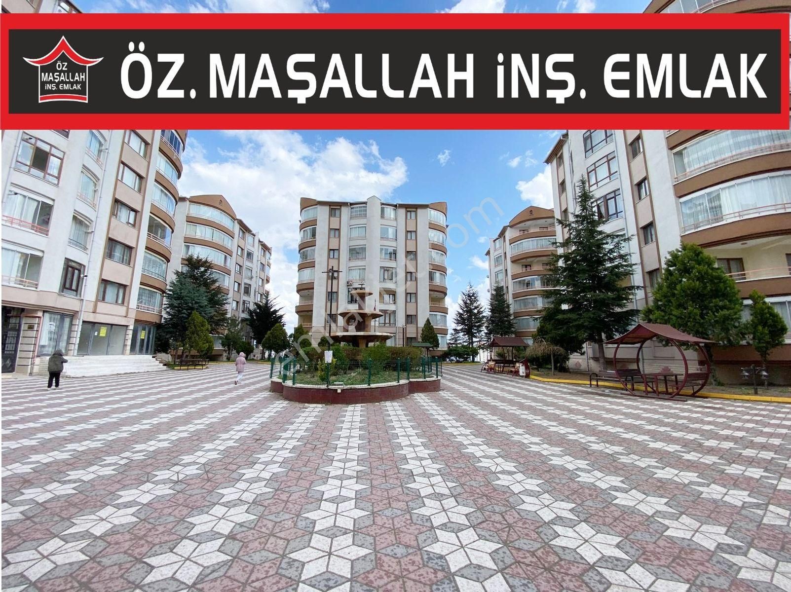 Öz Maşallah'dan Site İçinde İskanlı Kombi Petek Li 3+1