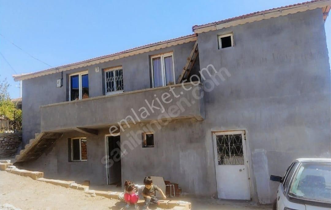 Kocakağan Köyünde Satılık 2 Katlı Müstakil Ev