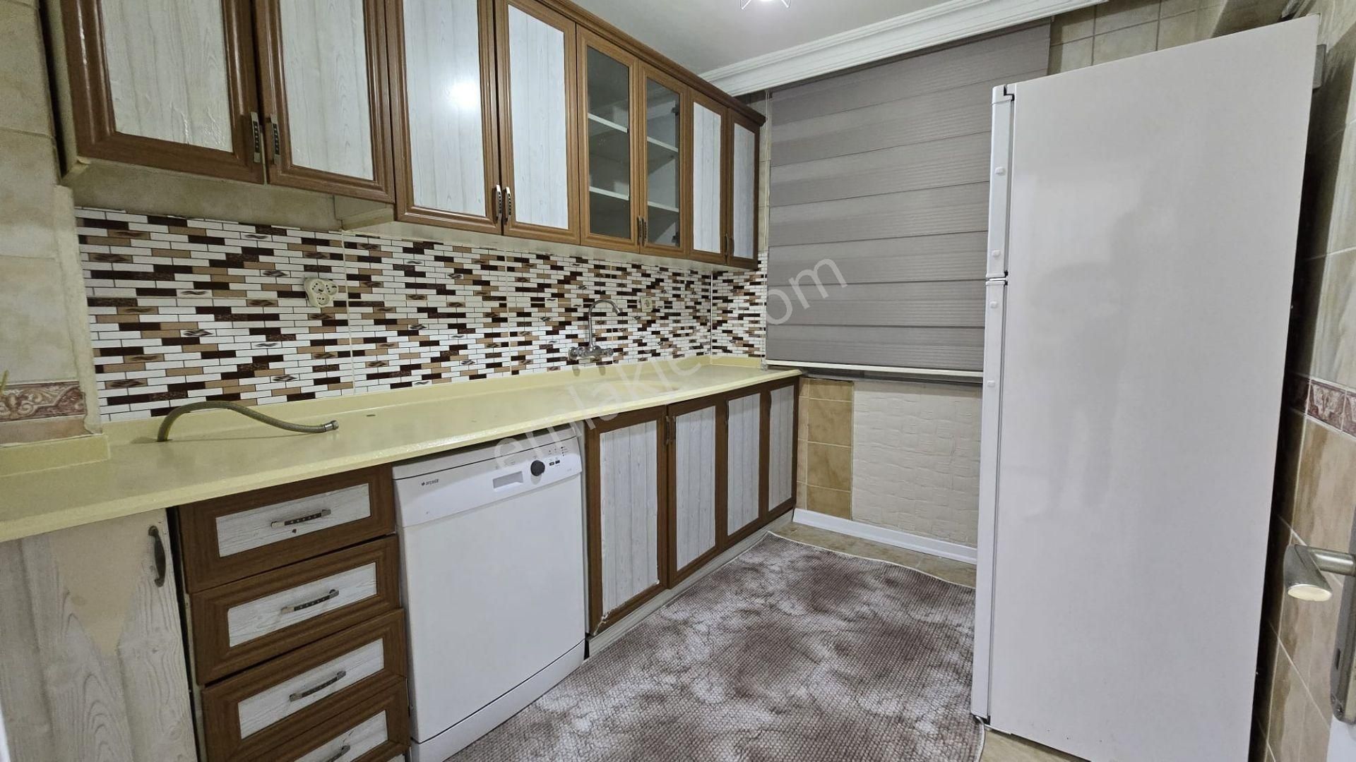 Kazım Karabekir Mah İstasyon Cadde Yakını Satılık Eşyalı 2+1 Daire