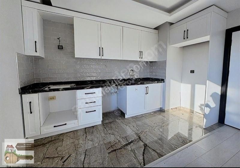 Barajyolu Gök Kuşağına Yakın 2+1 Hasarsız Yeni Binada Daire