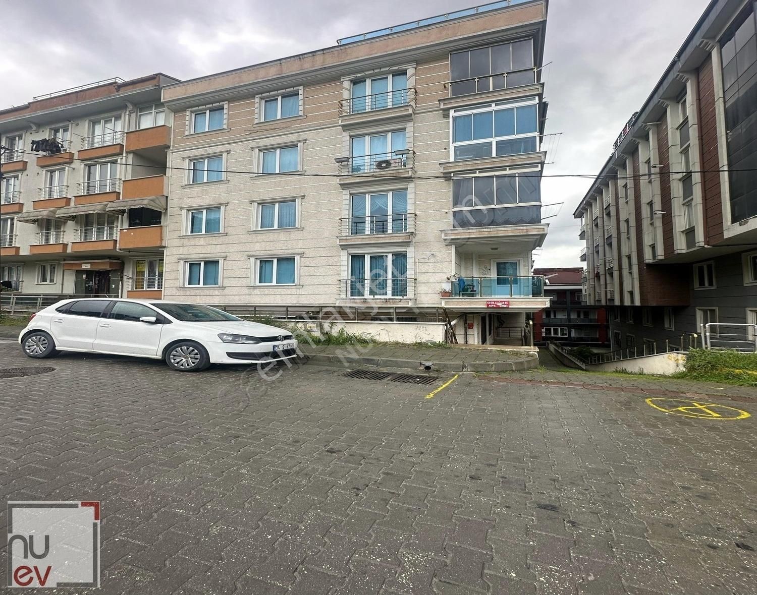 Merkezi Konumda Eşyalı Kiralık Daire - Nuev