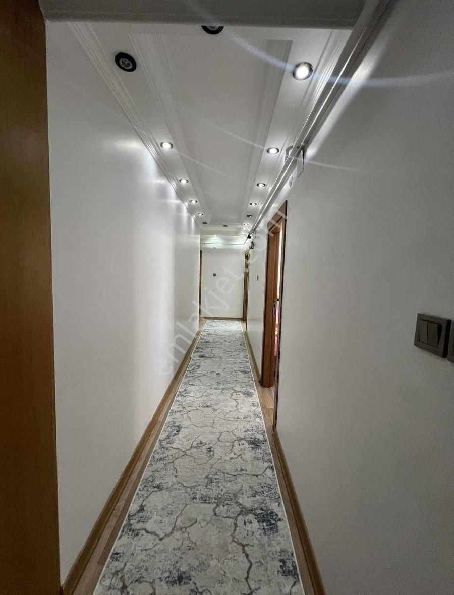 Barışmanço Bulvar Üzeri*4+1*k.mutfak*kiler*kombi*c.balkonlu*