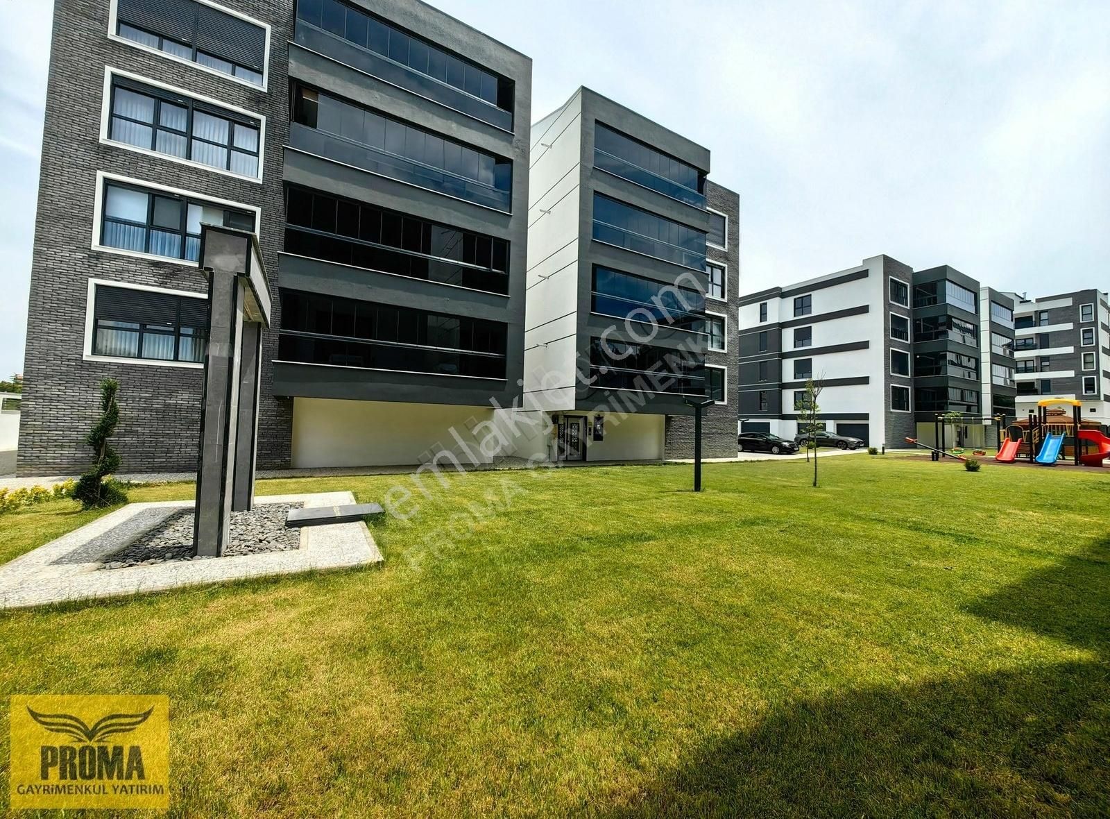Proma'dan Batıkent Mah. 230 M2 Kalbinde 4+1 Balkonlu Ebeveyn Bny