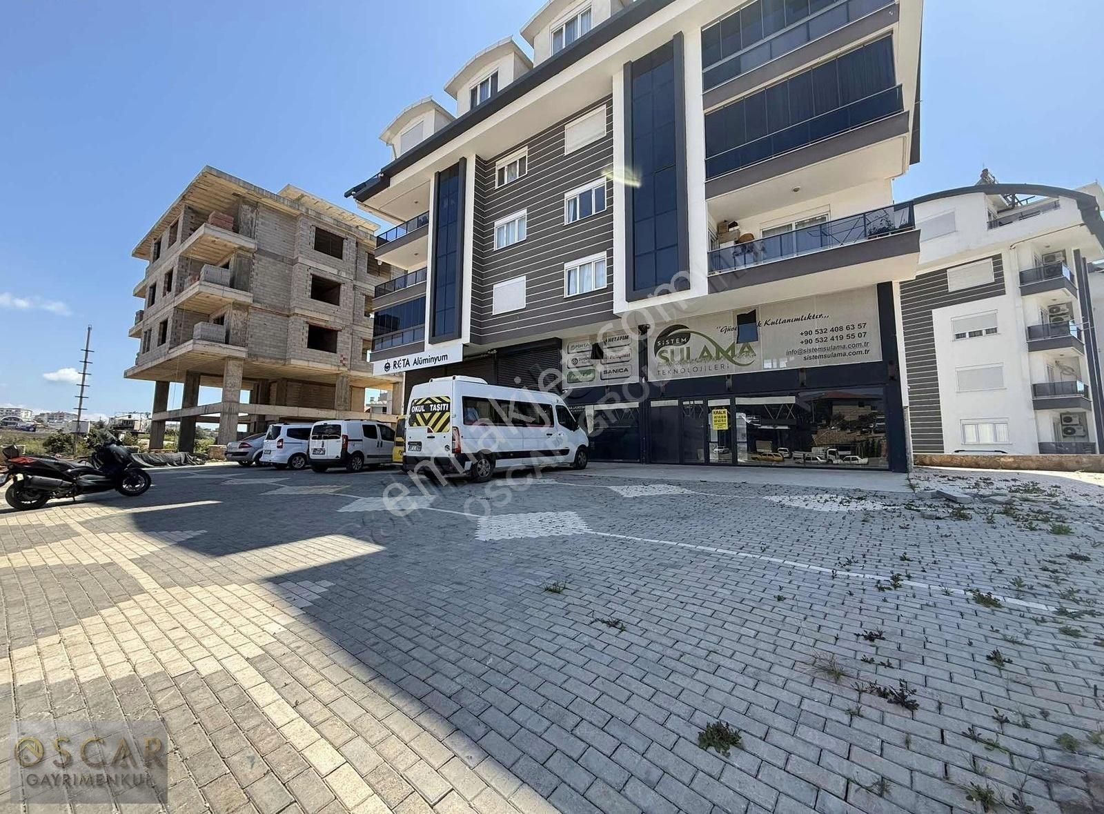 Alanya Cevre Yolu Kiralık 500 M2 Dükkan
