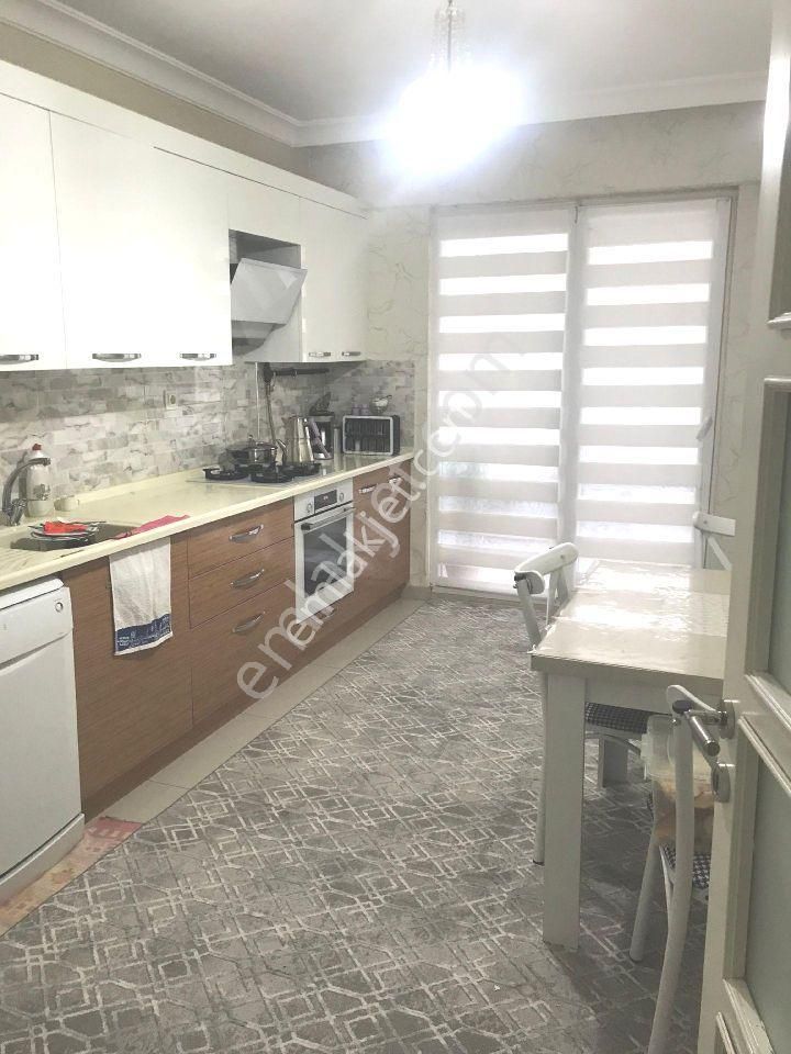 Bursa Kestel Kale Mahallesi'nde Metroya 2-3 Dakika Yakınlıkta Satılık 3+1 Giriş Kat Daire