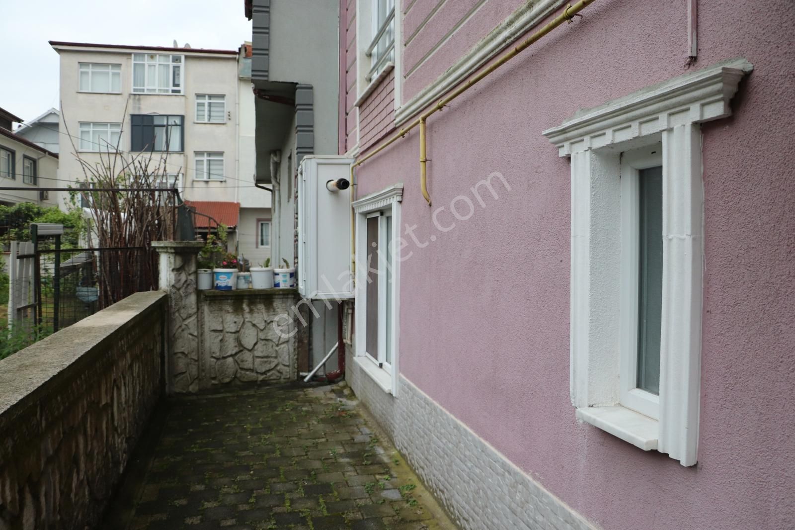 Rw Adaplatin'den Bahçelievler De Kiralık Villa