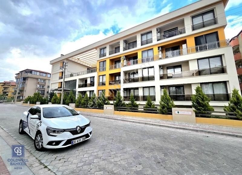 Üniversite Yakını Yönetimli 70 M² Ara Kat Kiralık 1+1 Apart