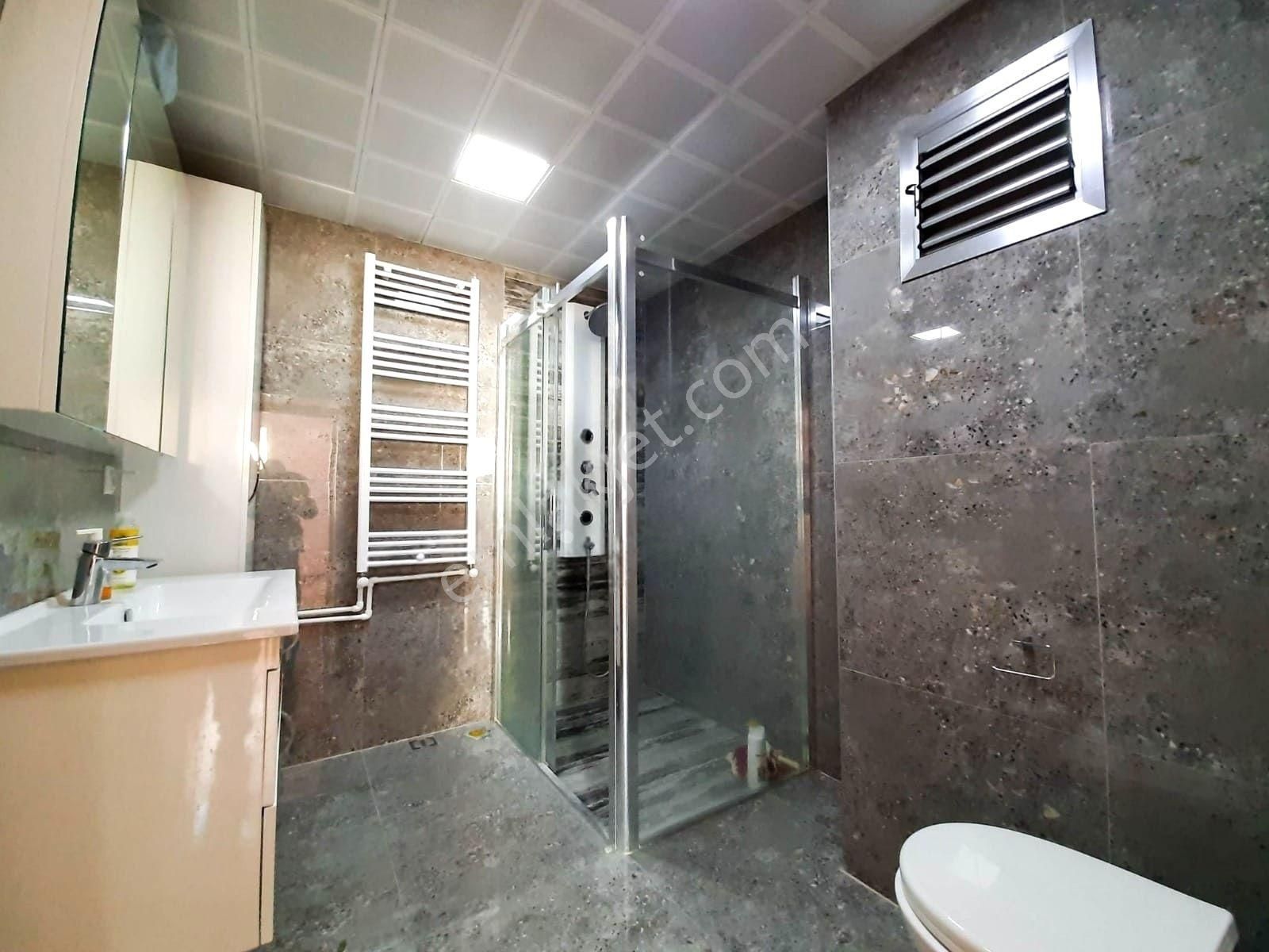 Yenigün 'de Geniş Asansörlü Otoparklı Fırsat Daire - Görsel 4