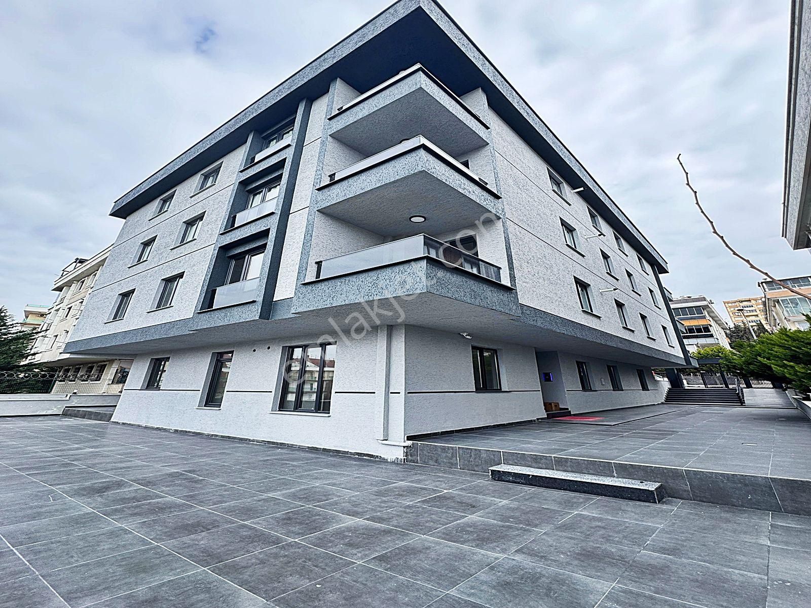 Beylikdüzü Kavaklı'da Butik Site İçerisinde Sıfır 4+2 Dubleks Daire!!!