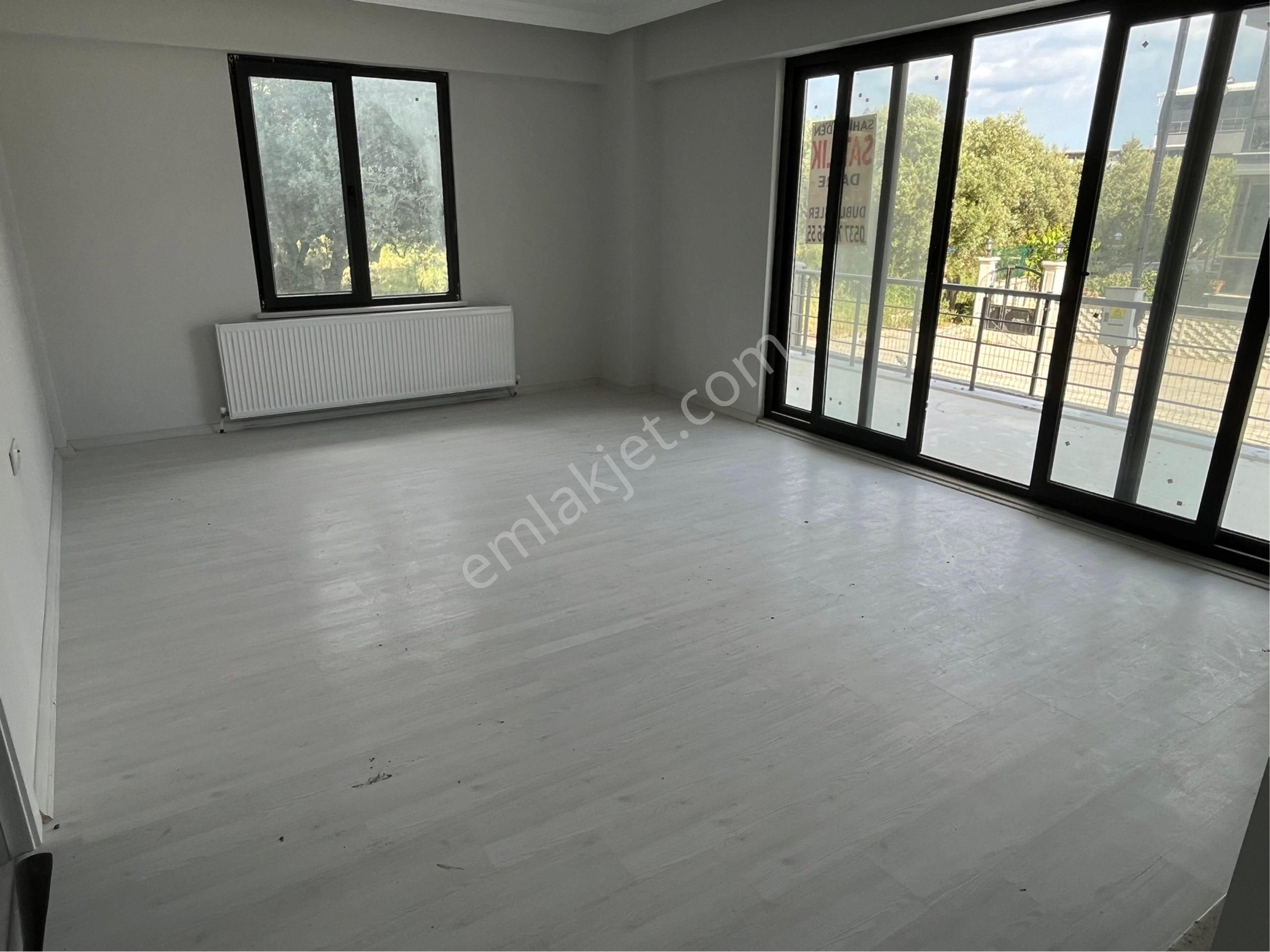Şarköy Cumhuriyet Mah. Yüksek Giriş (0) İskanlı Daire Satılık