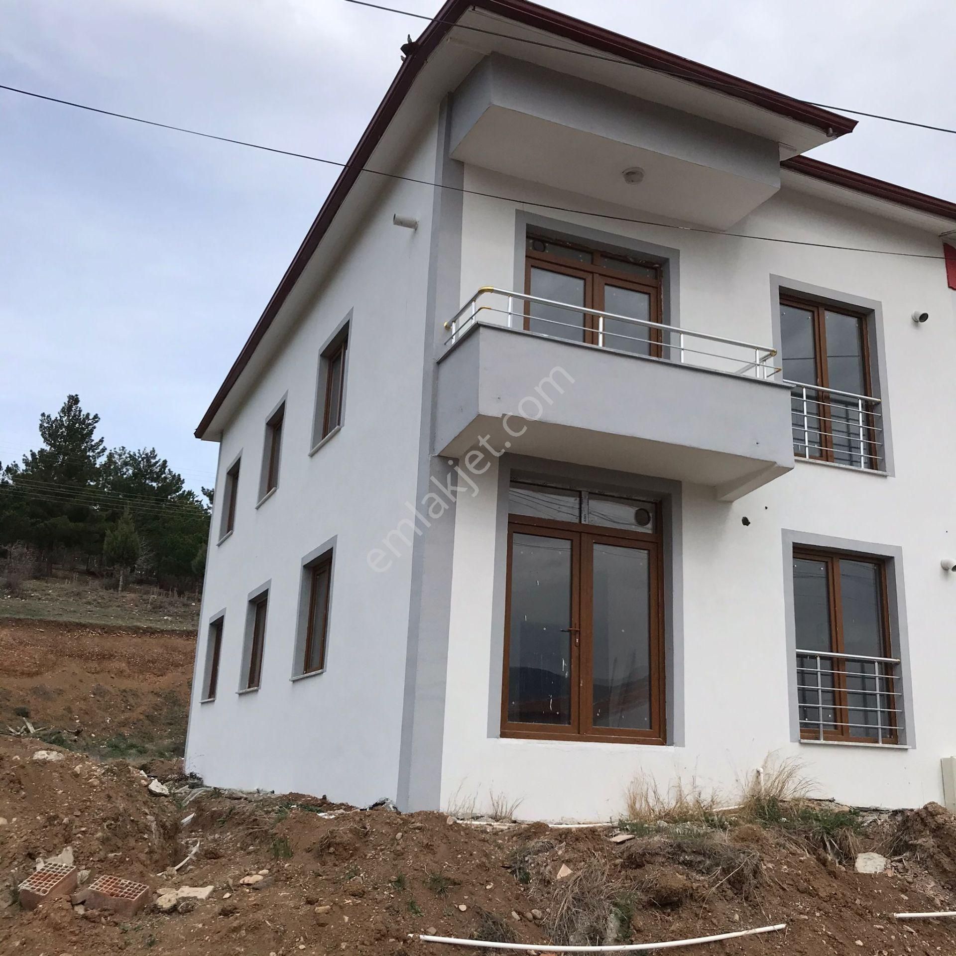 Amasya Hamamözü Saray Mahallesi Satılık Daire