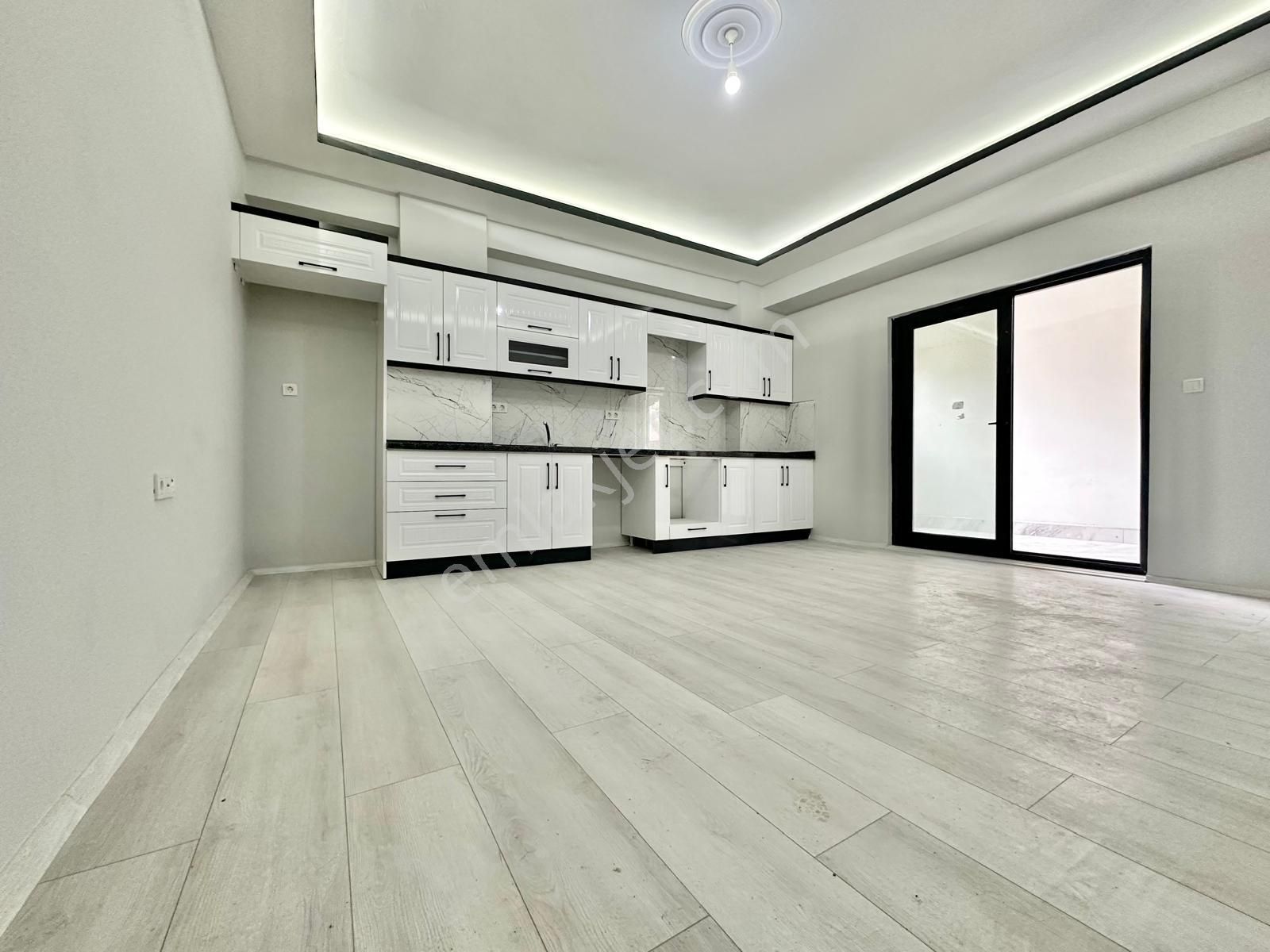 ✨akçay Ay Emlak'tan✨zeytinli'de Ön Cephe Müstakil Tadında Ebeveyn Banyolu Satılık 3+1 Sıfır Daire