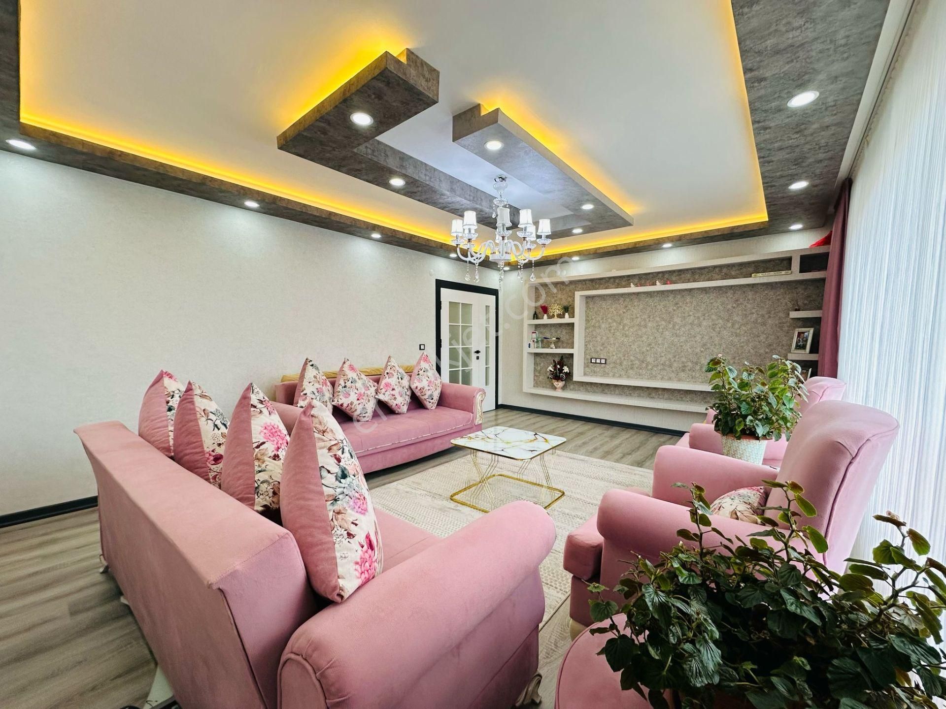 Beşikkaya'da Full+full Yapılı Asansörlü 3+1 Ara Kat Satılık Daire !! - Görsel 2