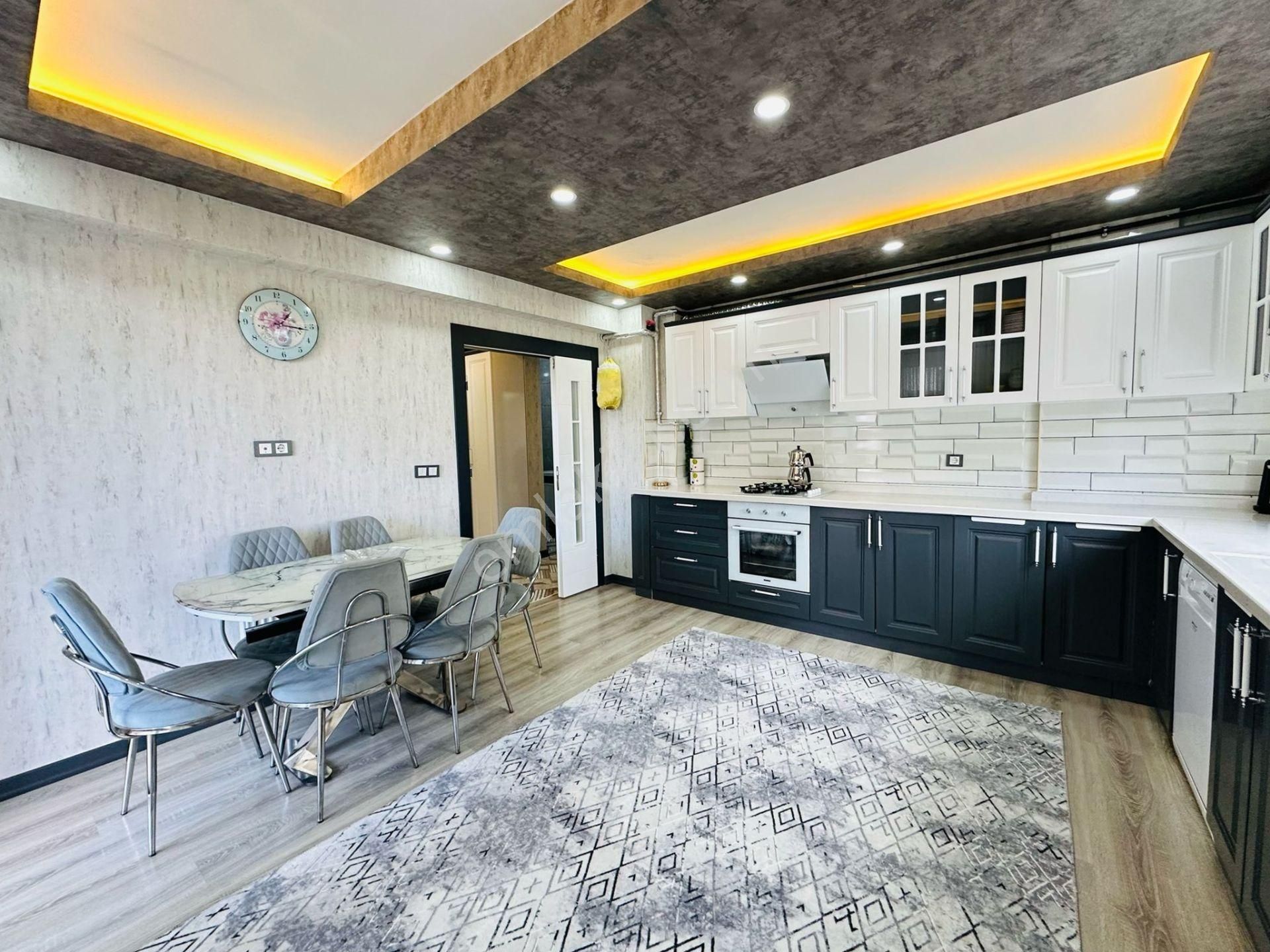 Beşikkaya'da Full+full Yapılı Asansörlü 3+1 Ara Kat Satılık Daire !! - Görsel 9