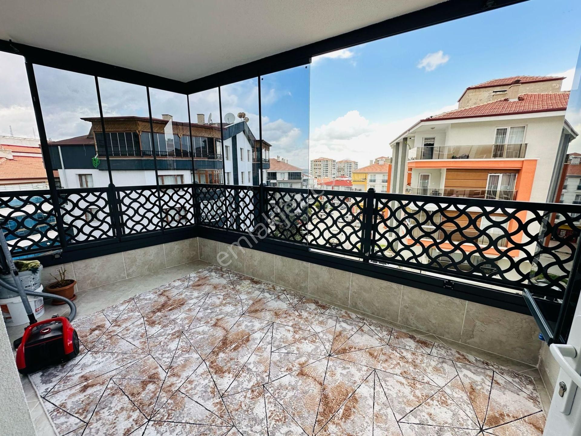 Beşikkaya'da Full+full Yapılı Asansörlü 3+1 Ara Kat Satılık Daire !! - Görsel 30