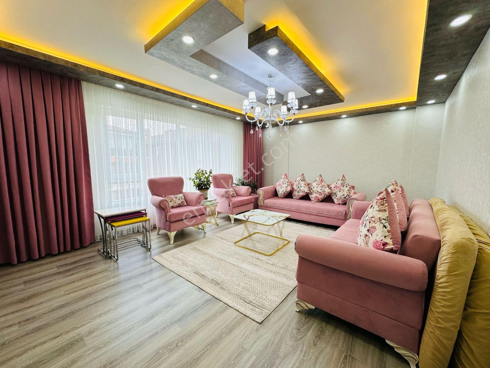 Beşikkaya'da Full+full Yapılı Asansörlü 3+1 Ara Kat Satılık Daire !! - Görsel 3